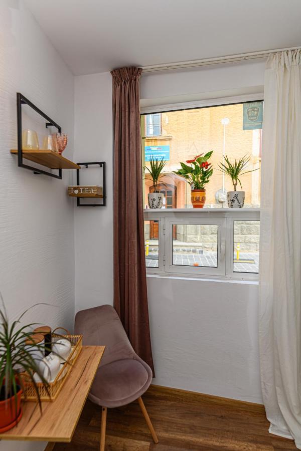 Backpacker'S Room บราชอฟ ภายนอก รูปภาพ